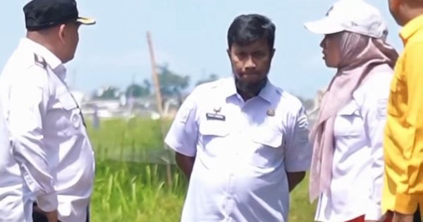 Jalan Romang Tangaya Rusak, Kadis PU Turun Langsung Meninjau