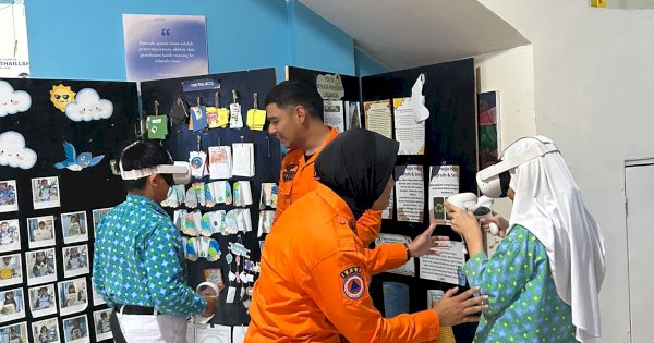 BPBD Makassar Kenalkan VR, Anak-anak Belajar Hadapi Bencana Tanpa Panik