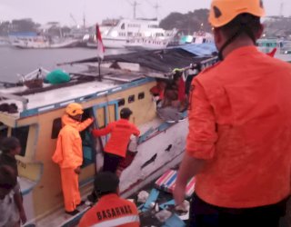 Kapal Terbakar di Pelabuhan Paotere Makassar, Sembilan Orang Luka-Luka