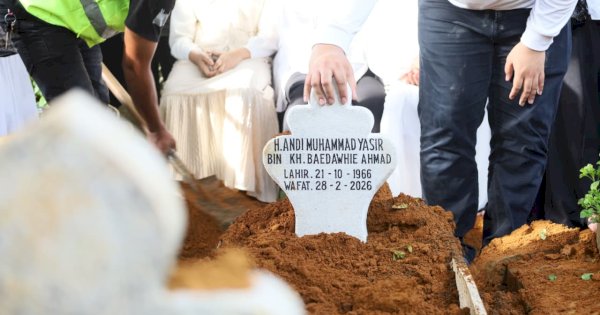 Tangis dan Doa Iringi Pelepasan Jenazah Asisten I Pemkot Makassar Andi Muh Yasir