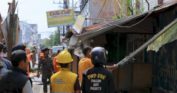15 Lapak PKL Ditertibkan, Kecamatan Makassar Utamakan Cara Humanis
