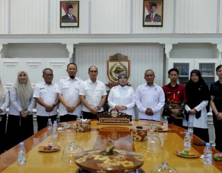 Aliyah Mustika Ilham: Sertifikasi Halal Kunci Daya Saing UMKM Makassar