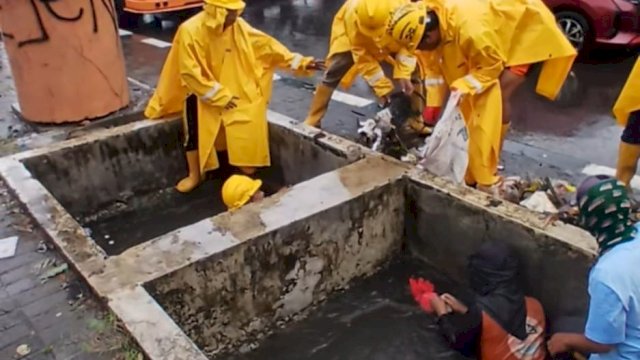 Dinas PU Makassar Intensifkan Penanganan Drainase Antisipasi Cuaca Ekstrem