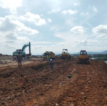 Pemkot Makassar Tegaskan Tanah Urug TPA Antang Berasal dari Tambang Berizin