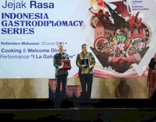 Pukau Delegasi 28 Negara, Pentas I La Galigo Warnai Indonesia Gastrodiplomacy Series 2026