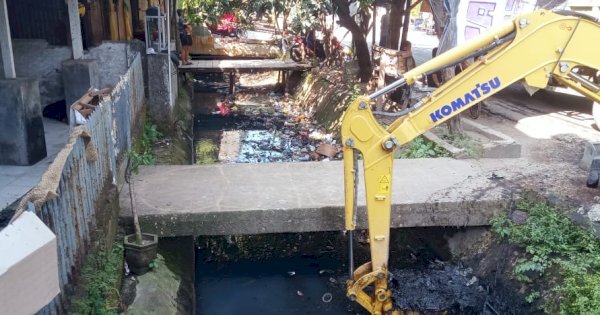 Dinas PU Makassar Kebut Normalisasi Drainase Pascapenertiban PKL di Mariso