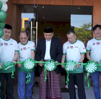 Resmikan PadelHood Makassar, Munafri: Ini Ruang Baru untuk Hidup Lebih Sehat