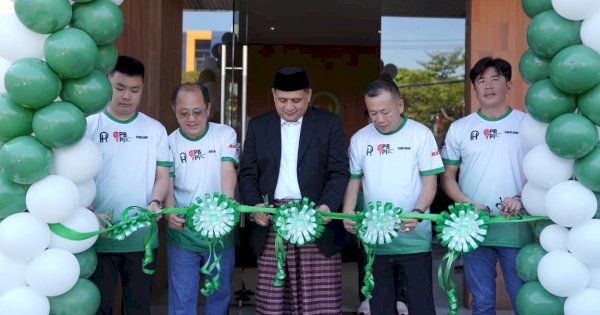 Resmikan PadelHood Makassar, Munafri: Ini Ruang Baru untuk Hidup Lebih Sehat