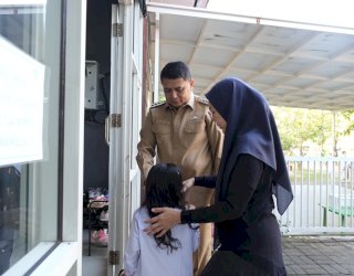 Munafri Beri Teladan GAMAS, Antar Putrinya pada Hari Pertama Sekolah