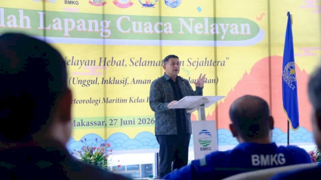 Perkuat Keselamatan Nelayan, Wali Kota Makassar Buka Sekolah Lapang Nelayan