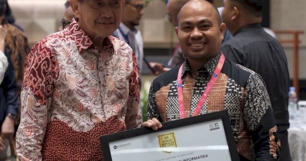 Lontara+ Antarkan Diskominfo Makassar Raih Public Service of the Year Sulsel 2026