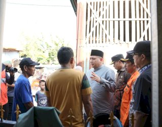 Wali Kota Munafri Tinjau Lokasi Kebakaran di Tallo, Pastikan Kebutuhan Warga Terpenuhi