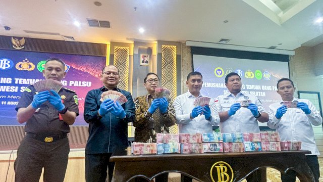 BI-BOTASUPAL Sulsel Musnahkan Ribuan Lembar Uang Rupiah Palsu