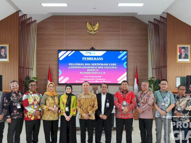 Inspektur Daerah Kota Makassar dinyatakan Kompeten dalam Sertifikasi CGRE: Perkuat Penerapan MRPN LS pada Pemkot Makassar