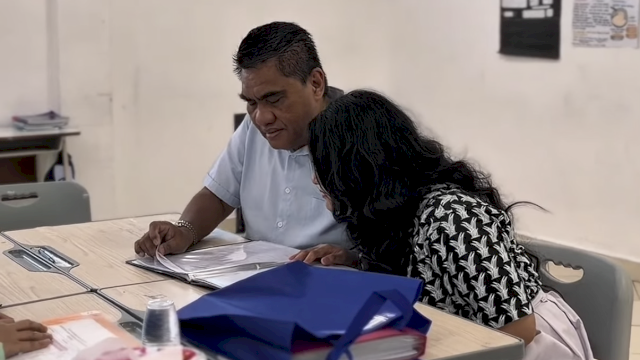 Irwan Bangsawan Ambil Rapor Anak, Tekankan Pentingnya Peran Ayah dalam Keluarga