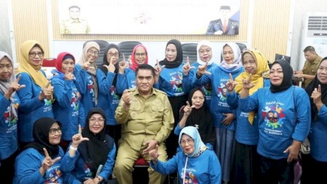 Sekolah Lansia Sipakalebbi Manggala Dorong Lansia Tetap SMART