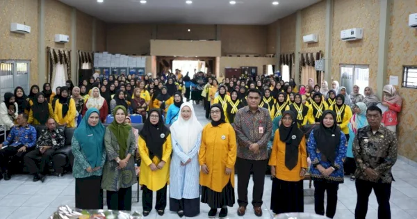 Sekolah Lansia Sipakalebbi Manggala Dorong Lansia Tetap SMART