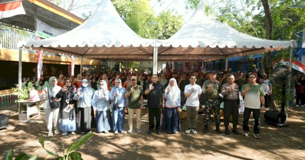 DLH Makassar Kumpulkan 13,6 Kg Sampah dalam Aksi Jelajah Sampah