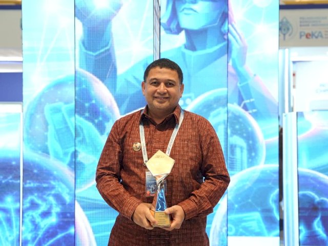Sukses Percepat Digitalisasi Layanan Pemerintah, Munafri Antar Makassar Raih Predikat Kota TP2DD Terbaik 2026