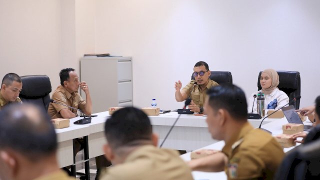 Pemkot Makassar Atur Ulang Jadwal Pembuangan Sampah