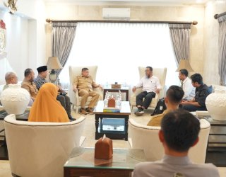 UNHAS-Pemkot Makassar Bangun Kolaborasi Olah Sampah Organik Jadi Pakan Ayam Alope