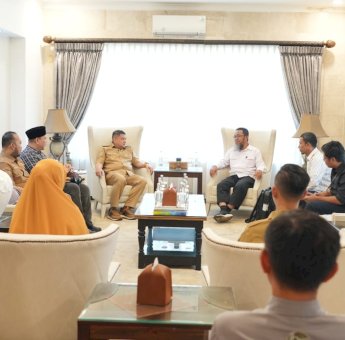 UNHAS-Pemkot Makassar Bangun Kolaborasi Olah Sampah Organik Jadi Pakan Ayam Alope