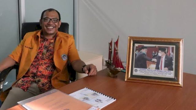 Tokoh Senior UNM Ini Dukung Arifin Manggau Maju Pilrek UNM