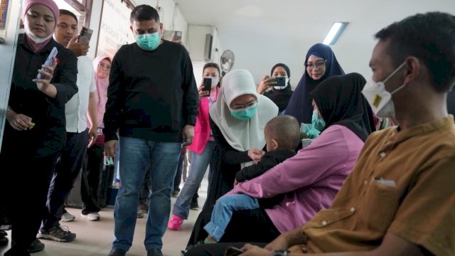 Wali Kota Munafri Sambangi RSUD Daya, Bagi Masker hingga Cek Ruangan Pasien