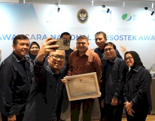 Pemkot Makassar Perkuat Jaminan Sosial Pekerja Rentan, Munafri Paparkan Inovasi di Jamsostek Award