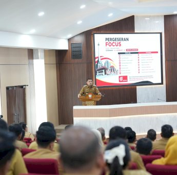 Wali Kota Munafri Sentil Camat-Lurah: Jangan Datang, Duduk, Absen di Kantor, Harus Turun Lihat Warga!