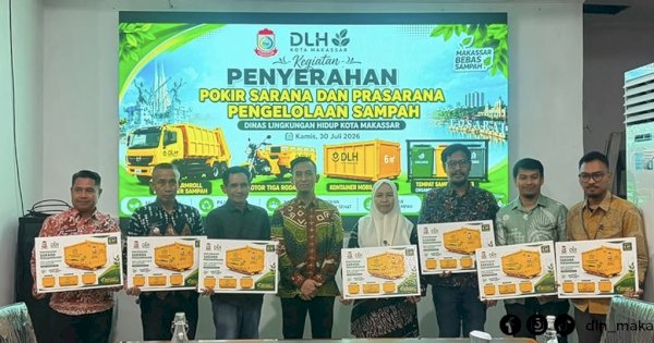 Perkuat Layanan Persampahan, DLH Makassar Salurkan 18 Unit Sarana ke 13 Kelurahan