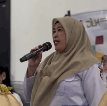 Sampah Bisa Ditabung, DLH Makassar Kenalkan Bank Sampah kepada Pelajar SMPN 45