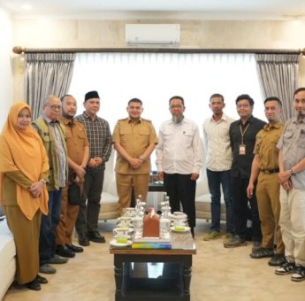 Pemkot Makassar -Unhas Kolaborasi Penanganan Sampah Organik