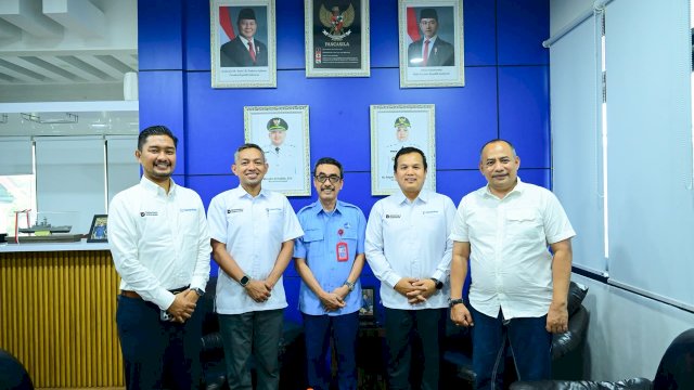 Plt Dirut PDAM MakassarAndi Syahrum Terima Direksi PT KIMA, Bahas Kebutuhan Air Bersih Kawasan Industri