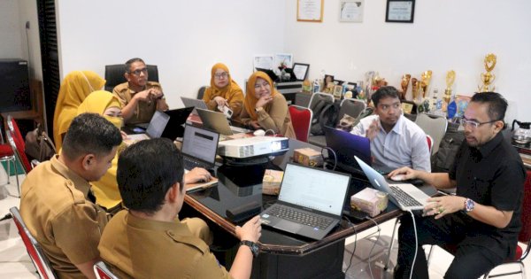 Perkuat Inovasi Daerah, Kepala BRIDA Makassar Buka Bimtek Proposal Riset Berbasis Kebutuhan Lokal